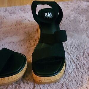 SM HIGH WEDGE SANDAL